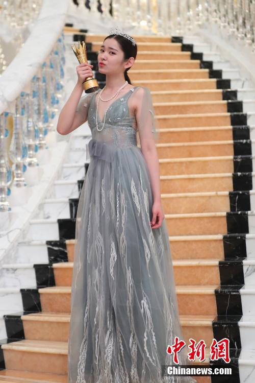 アジアスーパーモデルコンテスト決勝戦開(kāi)催　中國(guó)人選手が優(yōu)勝