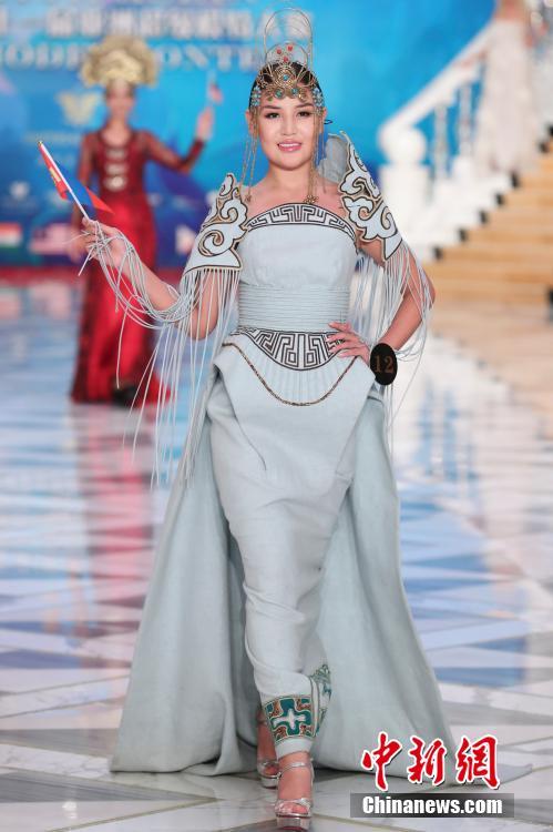 アジアスーパーモデルコンテスト決勝戦開催　中國人選手が優(yōu)勝