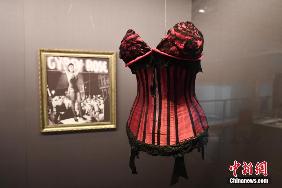 杭州市で西洋ランジェリー展　ランジェリーの変革の歴史を展示　浙江省