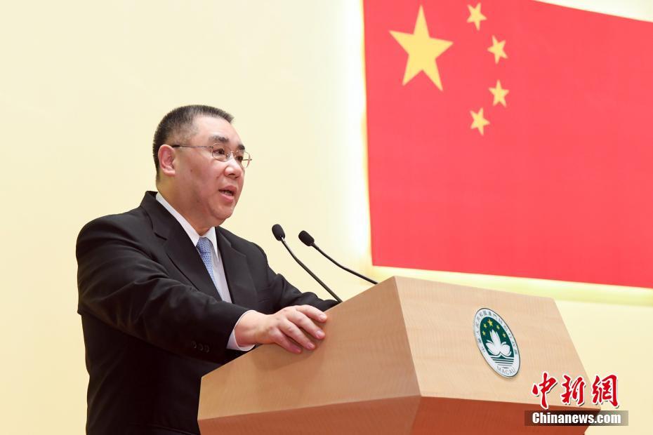 澳門祖國復(fù)帰と人民解放軍進(jìn)駐18周年を祝う國旗掲揚(yáng)式