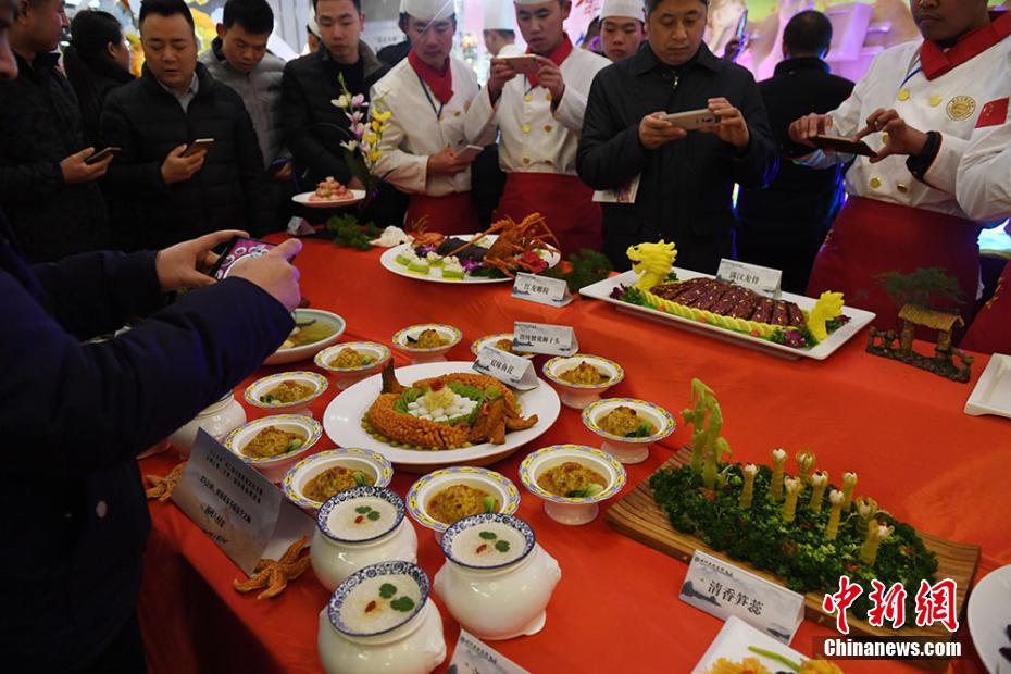 彩り豊かな料理が登場　甘粛省で國際グルメ博覧會(huì)開催
