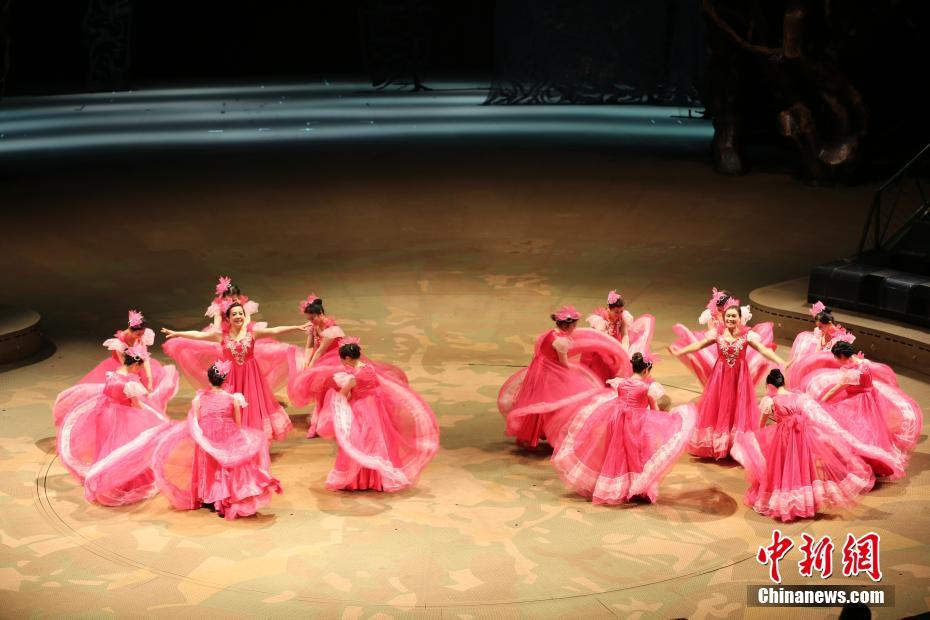 雲(yún)南省で2017全國(guó)広場(chǎng)ダンス大會(huì)決勝戦