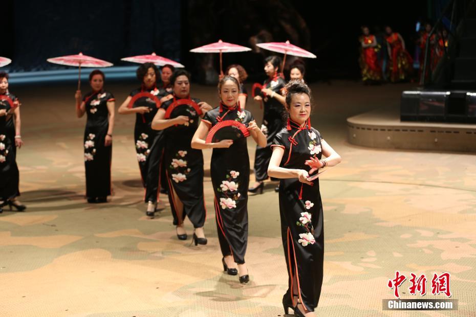 雲(yún)南省で2017全國(guó)広場(chǎng)ダンス大會(huì)決勝戦