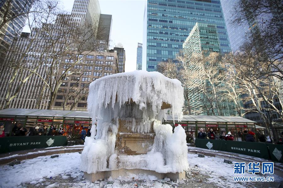 北極から強(qiáng)い寒波襲來(lái)　米國(guó)東部で記録的な寒さ