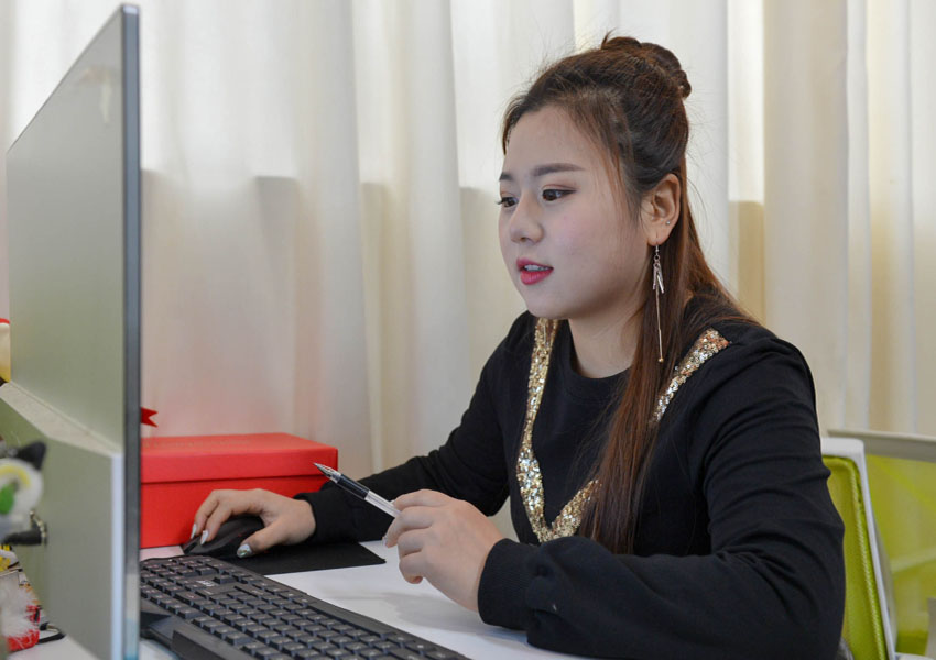 細(xì)身でなくても超前向き 平均體重70キロのぽっちゃりモデルたち