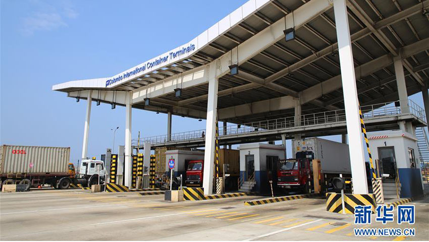 コロンボ南港國(guó)際コンテナ港を訪問(wèn)　スリランカ