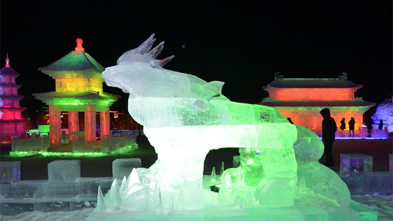 中國(guó)?阿爾山國(guó)際雪まつり2017の開(kāi)幕式が開(kāi)催