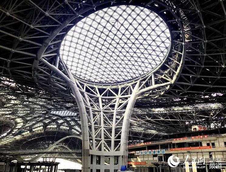 北京新空港は下車して最長8分間で搭乗口に到達