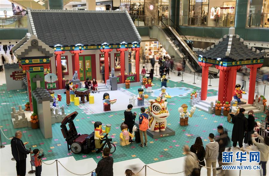 春節(jié)と伝統(tǒng)的な邸宅をテーマにしたレゴブロックの大型作品登場(chǎng) 香港地區(qū)