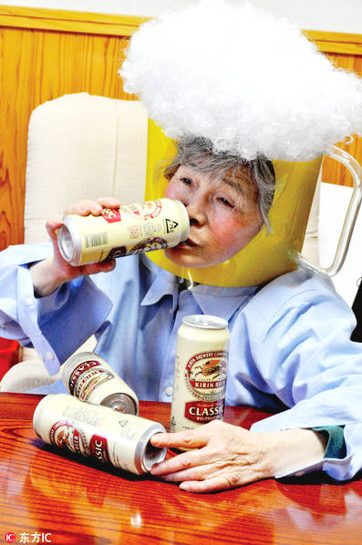 日本の90歳のおばあちゃんの爆笑自撮り寫真が話題に