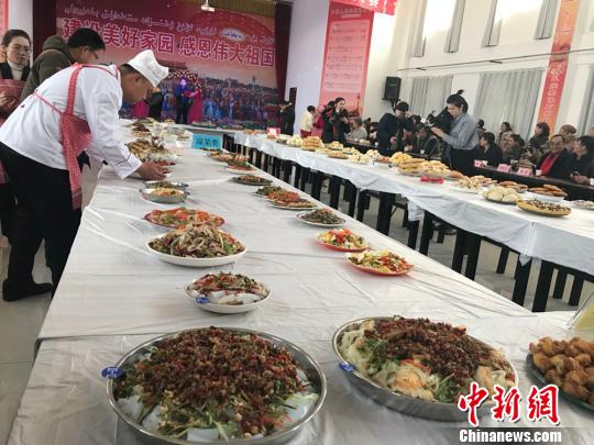 新疆で美しい玉を鑑賞し、グルメを味わうイベント開催