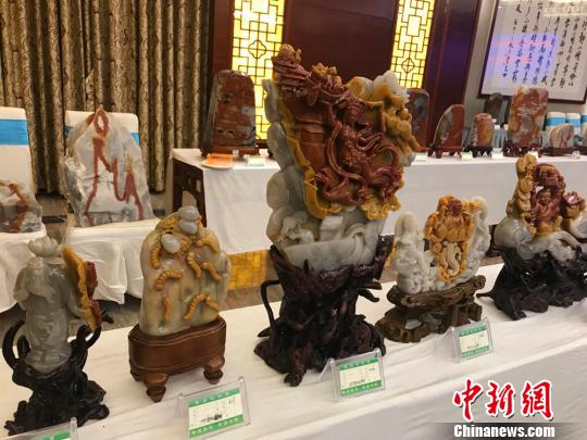 新疆で美しい玉を鑑賞し、グルメを味わうイベント開催