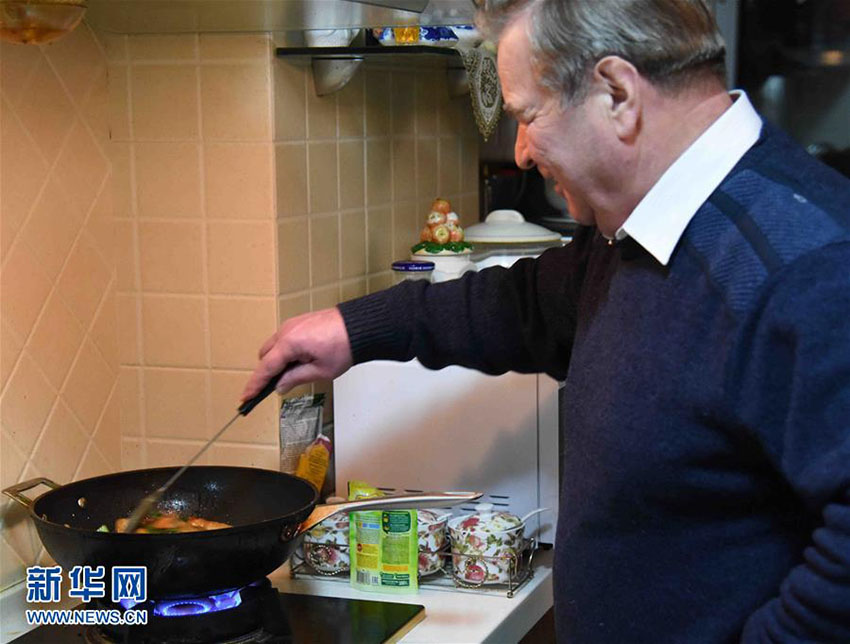 黒竜江省で働くロシア人眼科醫(yī)　中國人醫(yī)師との深い友情