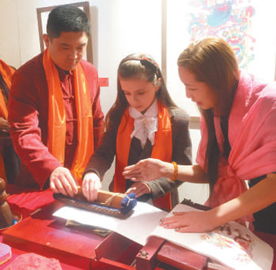 中國の新春を世界各地でも