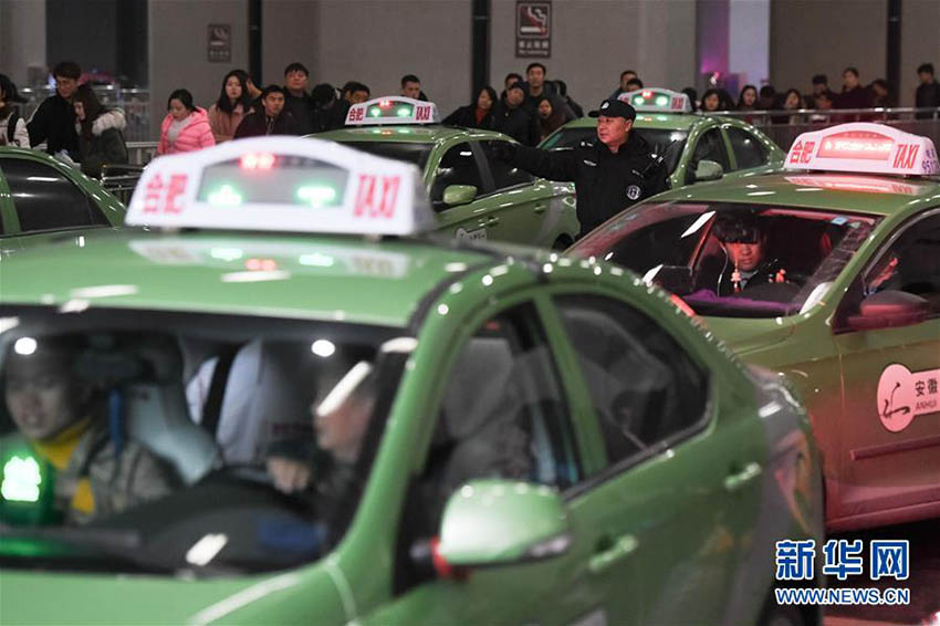 春節(jié)連休明け、中國(guó)各地でUターンラッシュピークに