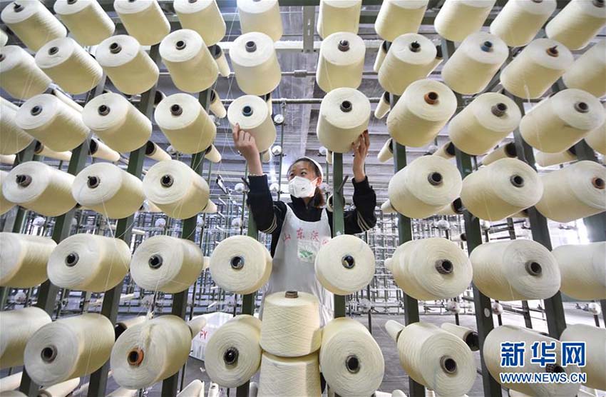 春節(jié)連休明け、各地で仕事初め