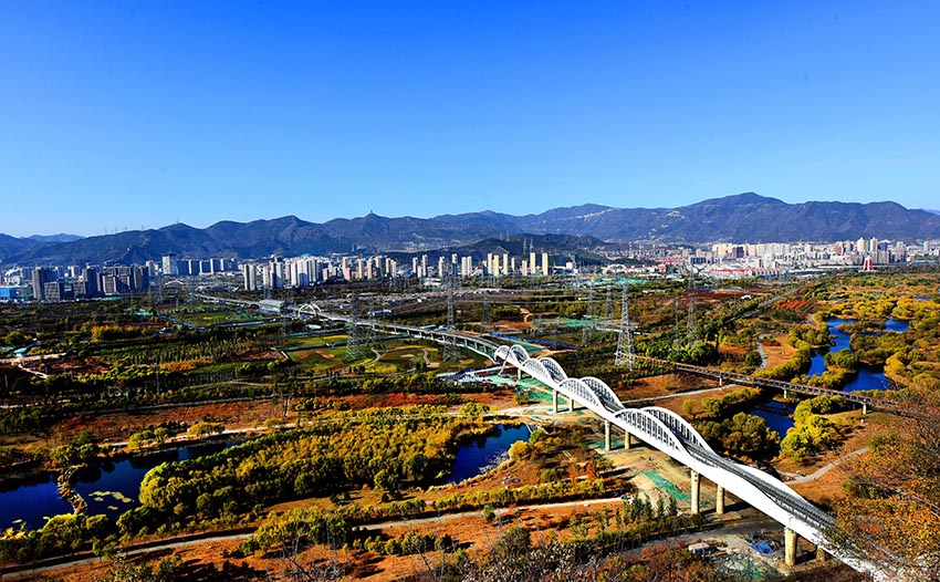 煙霧に別れを告げつつある北京 「行動(dòng)計(jì)畫」が奏功