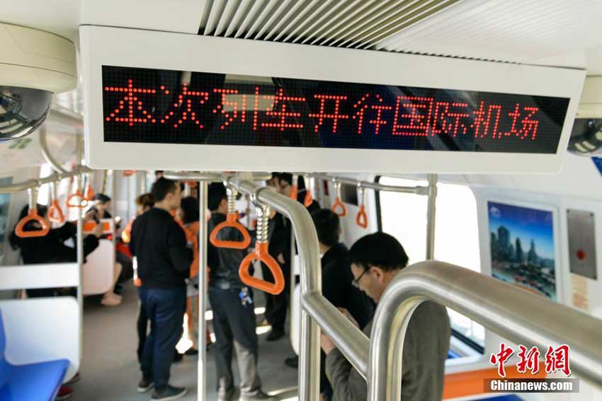 ウルムチがまもなく地下鉄時(shí)代に突入　市民が建設(shè)區(qū)間を見學(xué)