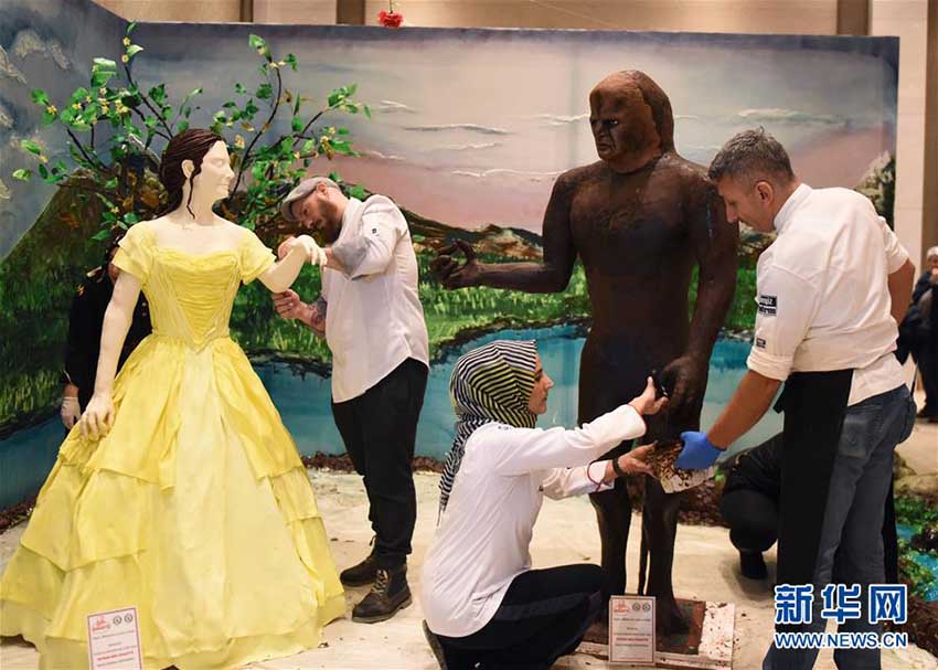 ケーキで作り出したアートの世界、トルコでケーキ?フェスティバル開催