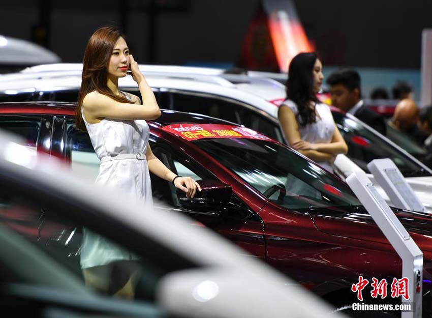 ニューモデル80種類(lèi)以上発表　新疆ウルムチで國(guó)際モーターショー