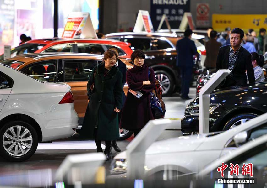 ニューモデル80種類以上発表　新疆ウルムチで國際モーターショー