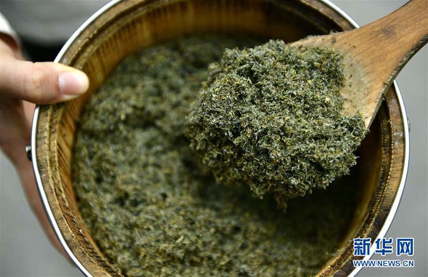 恩施トゥチャ族の春の定番郷土料理「社飯」　湖北省