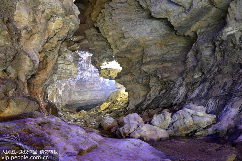 調(diào)査で「アジア一長い洞窟」認(rèn)定の貴州省の雙河洞、その距離238.48メートル！