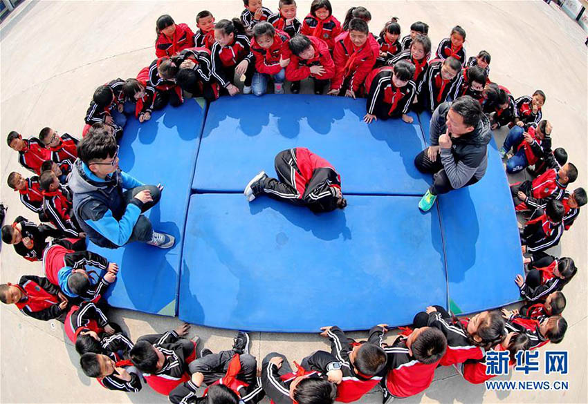 3月26日は小中高生の安全教育デー　中國(guó)各地で様々な安全教育活動(dòng)展開