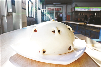 ネットで話題の「舌で味わう中國人民大學(xué)の料理」とは？