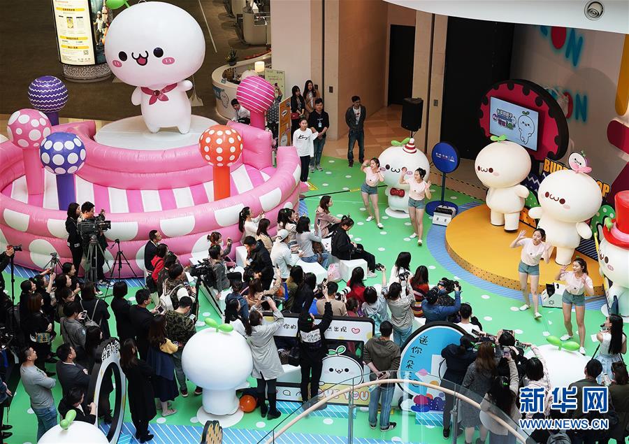 人気キャラ「長(zhǎng)草顔団子」初の展覧會(huì)が上海で開(kāi)催