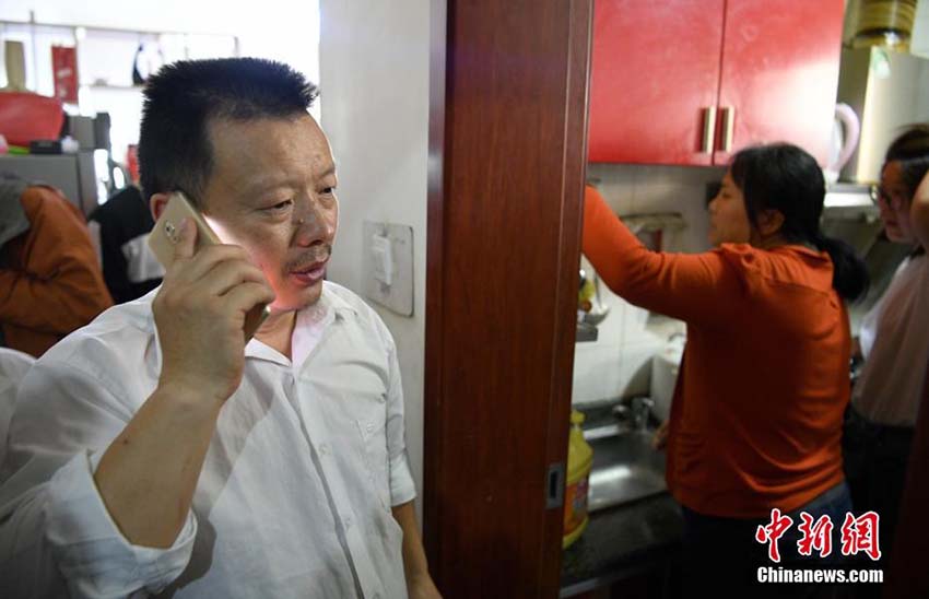 娘を探して24年、ついに再會果たした四川省のタクシー運(yùn)転手