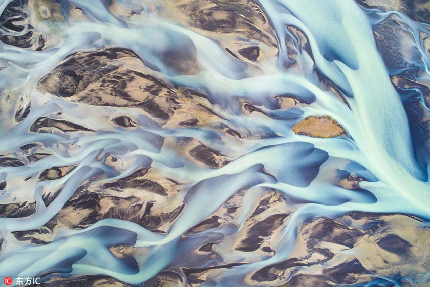 寫真家がドローンで撮影したアイスランドや北極圏の息をのむ絶景