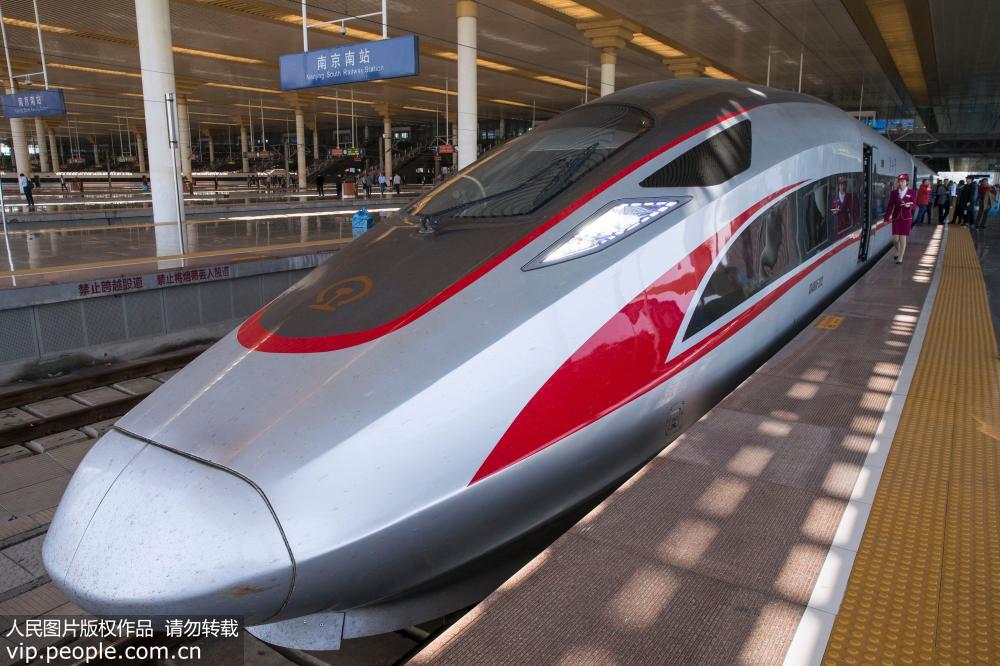 中國(guó)で4月10日からダイヤ改正、高速鉄道「復(fù)興號(hào)」の運(yùn)行本數(shù)増加へ