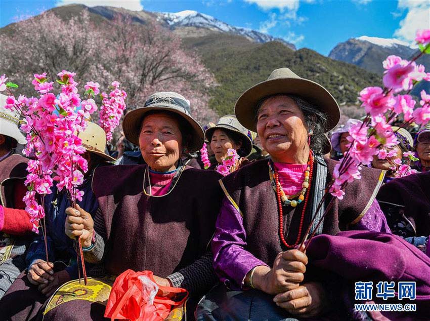 西蔵工布江達(dá)県で観光シーズン始動(dòng)式　多彩なイベントを披露