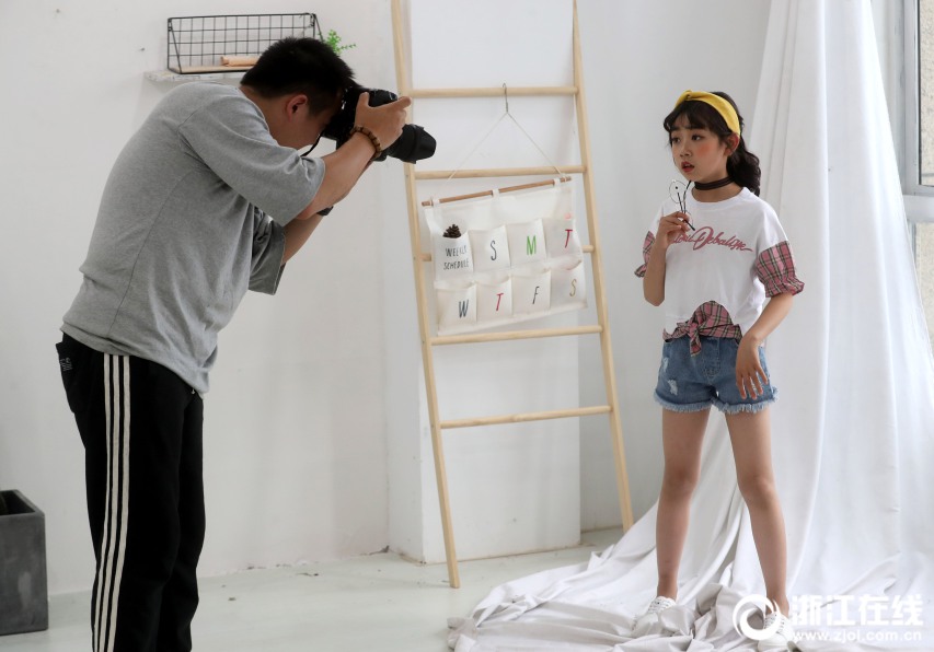 浙江省湖州市、キッズモデル業(yè)界が急速に発展