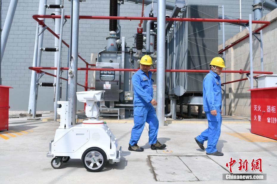 昆明供電局が點(diǎn)検にロボットを活用