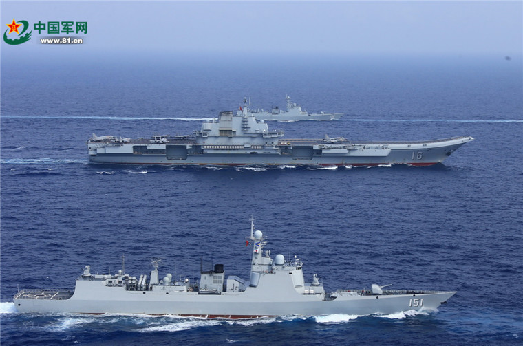 「遼寧」艦隊(duì)が遠(yuǎn)洋で訓(xùn)練　海軍創(chuàng)設(shè)69周年を祝う