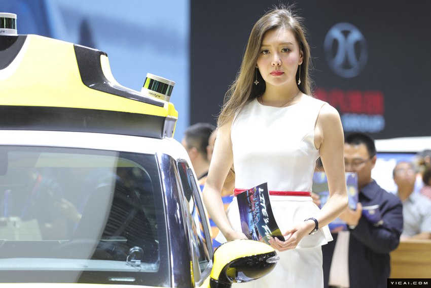 2018北京モーターショーの各ブースに「カスタマーサービス」係登場(chǎng)