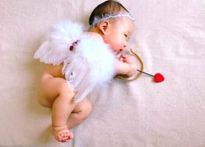 中國、生後4ヶ月の男の子の畫像が「かわいすぎる」とネットで話題