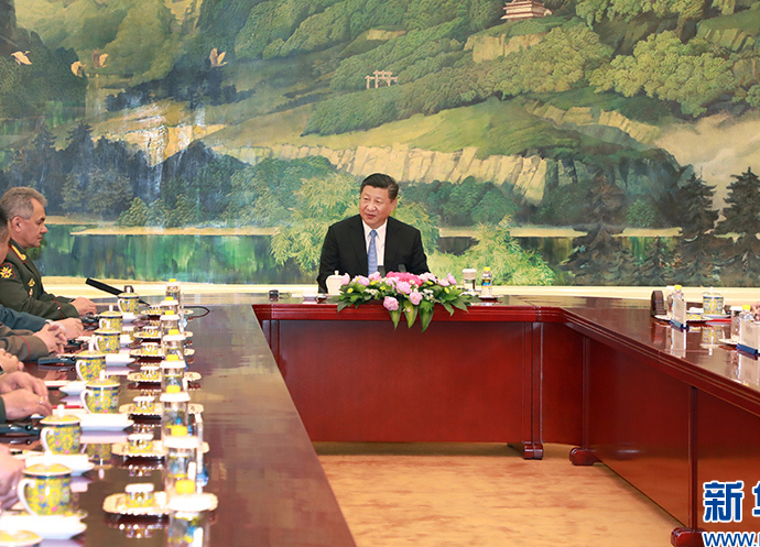 習(xí)近平主席が上海協(xié)力機構(gòu)加盟國の國防相と會談　「安全は発展の礎(chǔ)」
