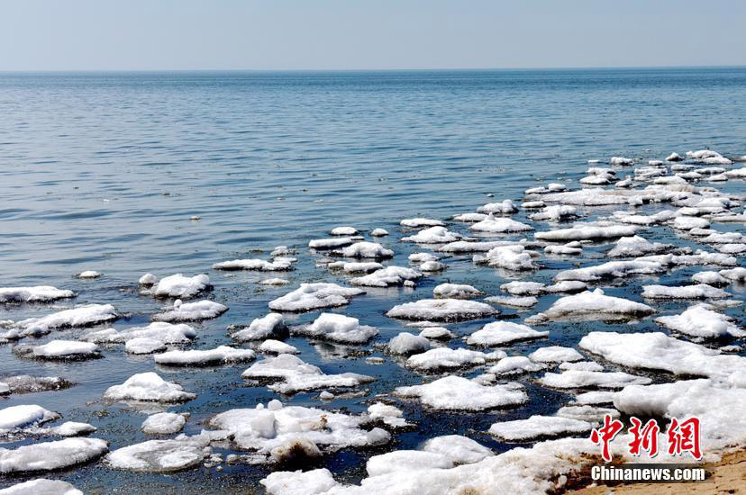 中露最大の國境湖?興凱湖の「流氷」未だ解けず