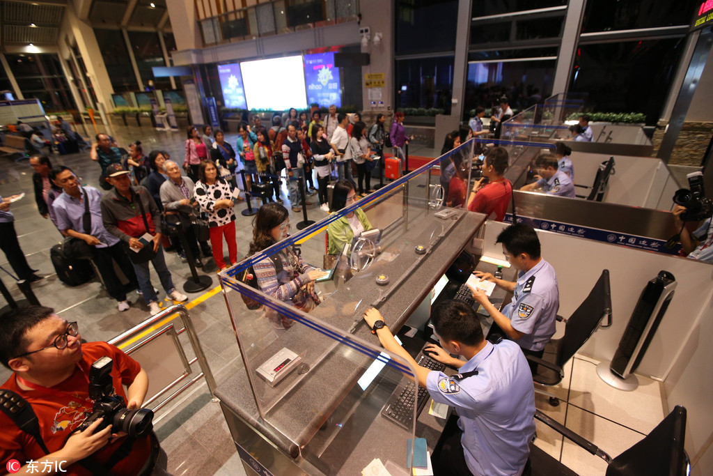 海南省、59ヶ國(guó)対象にビザ免除政策実施スタート　インドネシア人が一番乗り