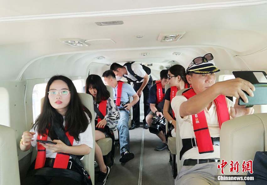 ?？谑肖撬巷w行機の空中遊覧航空路線が開通　海南省