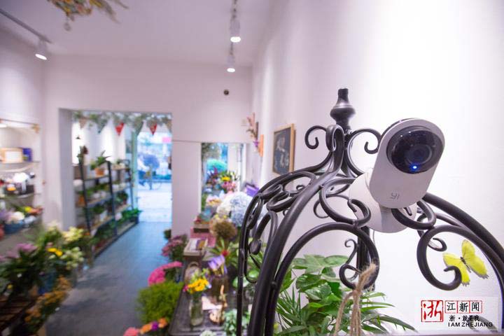 杭州市に信用の上に成り立った「無人フラワーショップ」が誕生　浙江省