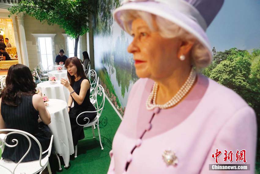 上海の蝋人形館に王室花園エリアオープン　來(lái)館者が宮廷文化を體験