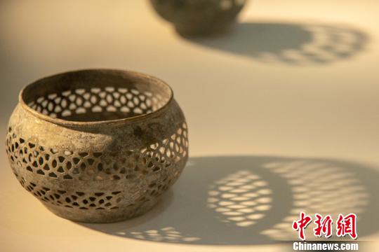 2百點(diǎn)以上のランプが物語る電気の歴史