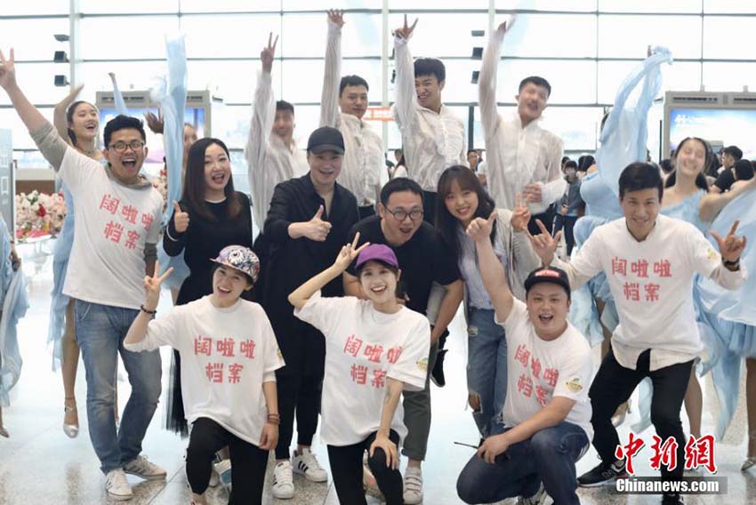 獨(dú)身男女約百人が南京市の地下鉄車(chē)両內(nèi)でお見(jiàn)合いイベント　江蘇省