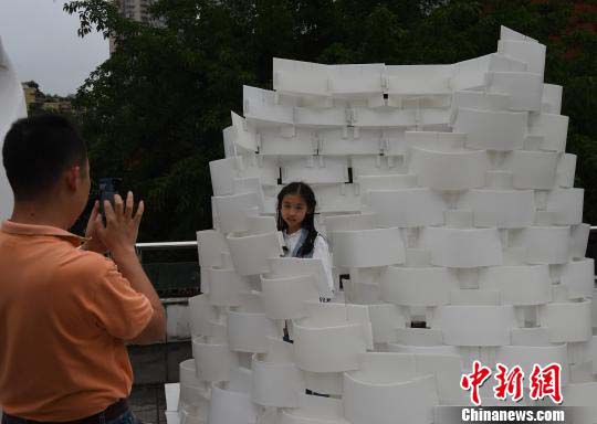 重慶大學(xué)の學(xué)生たちが制限時間8時間で作ったユニークな建築物