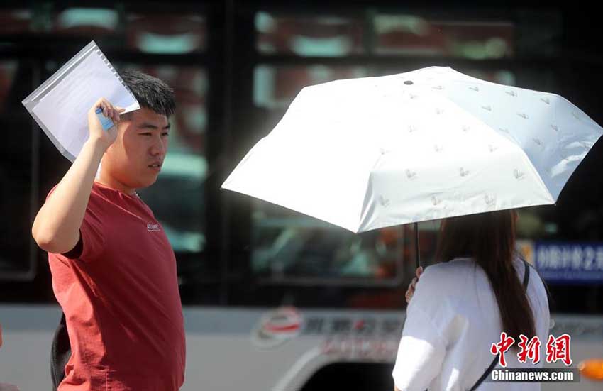 北京、うだるような暑さの猛暑日が2日まで続く予報(bào)