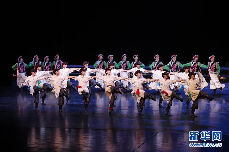 上海協(xié)力機(jī)構(gòu)?蕓術(shù)祭民族舞蹈パーティーが北京で開(kāi)催